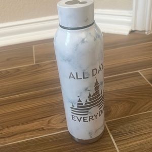 Brand new Disney parks “all day every day” water bottle